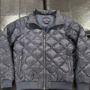 Patagonia Women’s Prow Bomber Diamond Quilted Jacket Small
